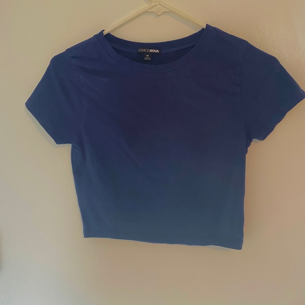 FASHION NOVA NAVY CROP TEE